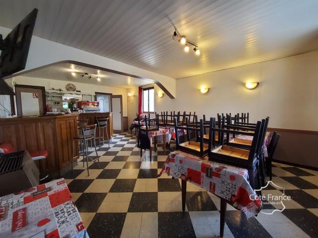 À Vendre Ensemble immobilier avec fort potentiel à Neuville. 549m² Neuville lez Beaulieu
