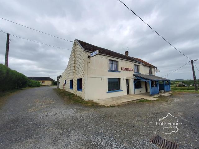À Vendre Ensemble immobilier avec fort potentiel à Neuville. 549m² Neuville lez Beaulieu
