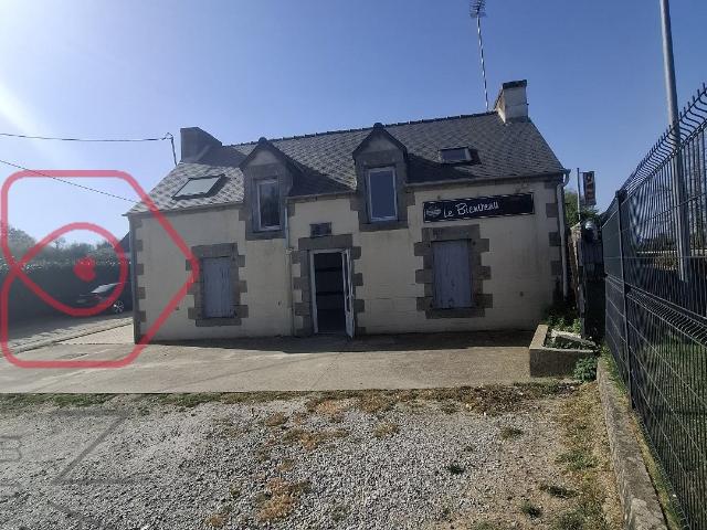 À vendre – Ensemble immobilier de 163 m² à Saint Thuriau 56300
