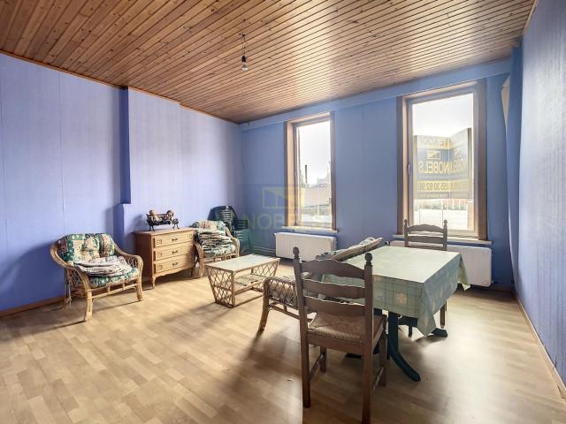 A vendre, espace commercial avec beaucoup de potentiel à proximité du centre de Brakel !