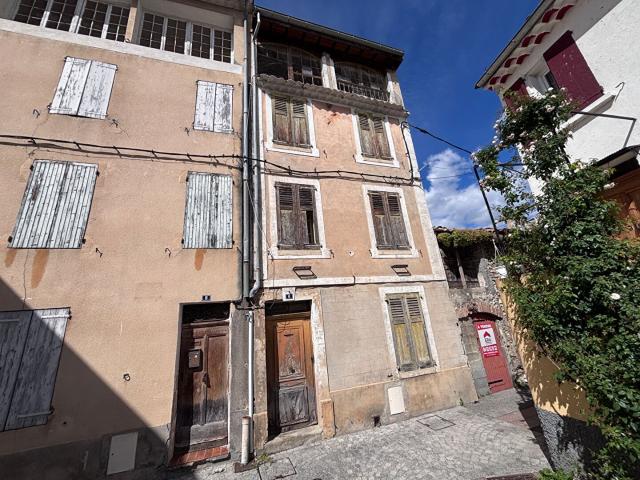 A Vendre Exclusivite Maison de village à rénover Malijai. 160m² Malijai