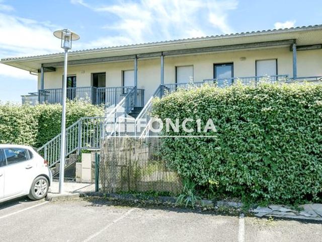 A VENDRE EYSINES quartier Montalieu Beau T2 au 1er et dernier étage avec terrasse et parking