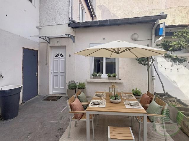 A VENDRE F2 en rez de chaussée avec terrasse Secteur Clairmarais à 2 min de la gare