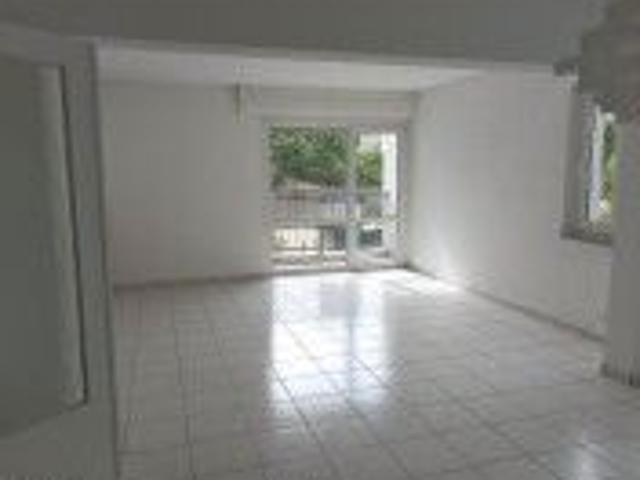 A vendre f4 metz centre 240 000 fai
