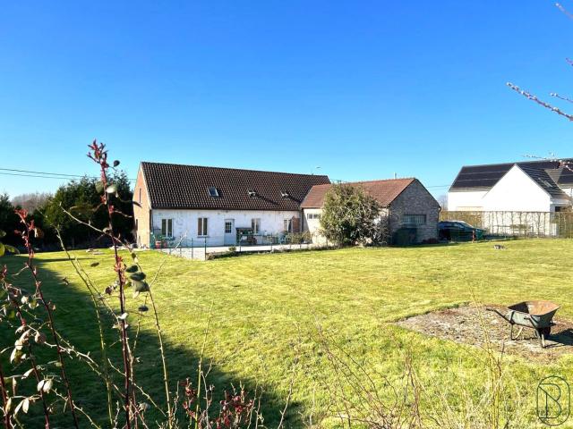à vendre Fermette Saint Sauveur Rue Bailly