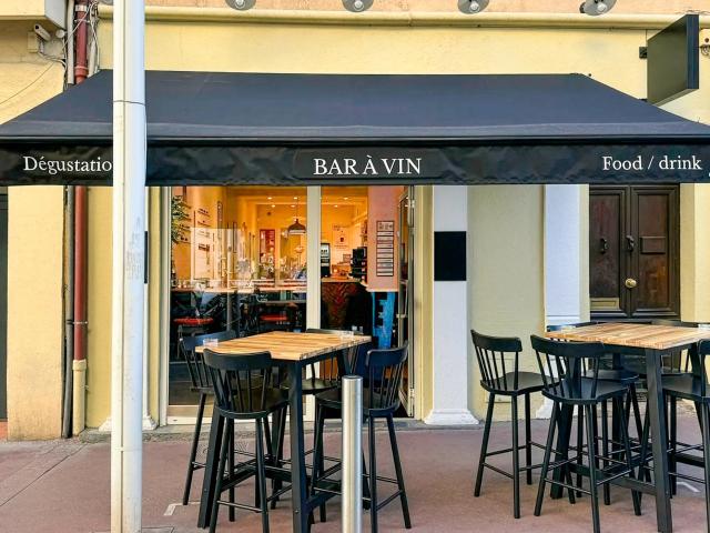 A VENDRE FOND DE COMMERCE CANNES