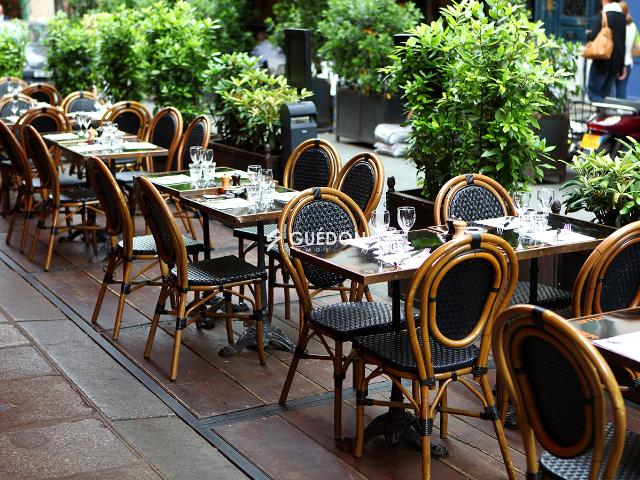 A VENDRE FONDS DE COMMERCE CREPERIE SALADERIE