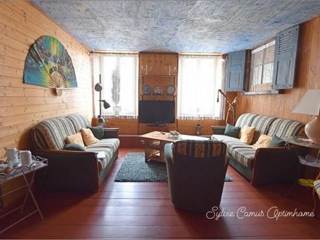 À VENDRE Fonds de commerce et murs Café Restaurant avec Chambres d’hôtes, aux portes de l’Ardèche