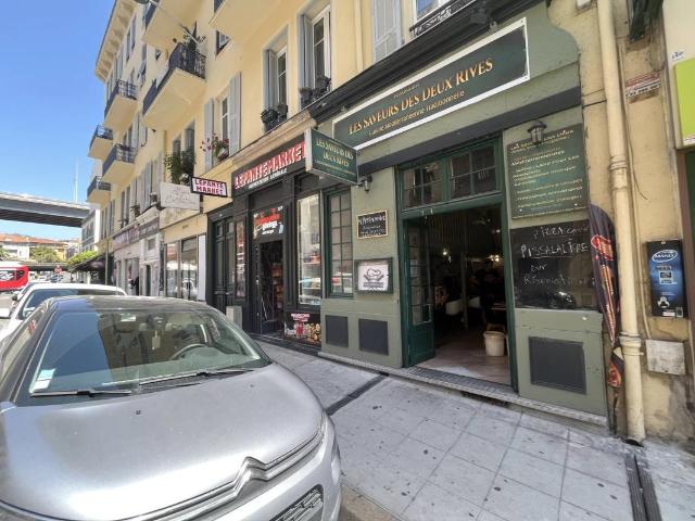 A VENDRE, FONDS DE COMMERCE, RESTAURATION RAPIDE, SECTEUR NICE CENTRE