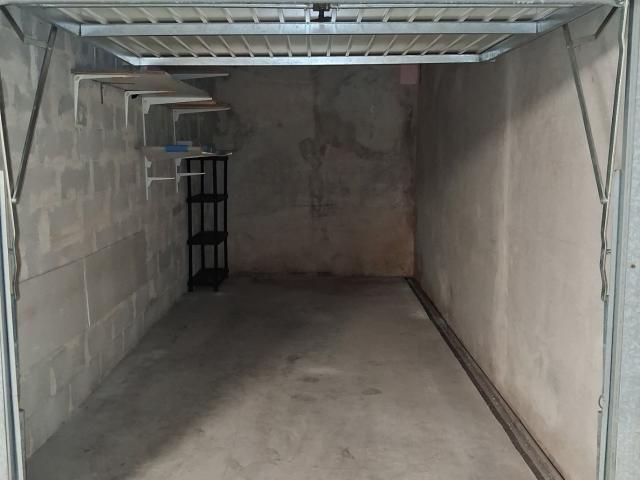 A VENDRE GARAGE FERME DANS RESIDENCE SECURISE JUAN LES PINS 12 M2