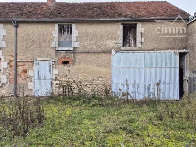 À VENDRE – GRANGE À RÉNOVER – SAINT SULPICE DE POMMERAY 41
