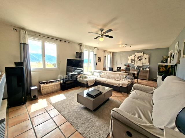 À VENDRE – Grand Appartement en Duplex de 147 m² CHATEAU ARNOUX SAINT AUBAN 04