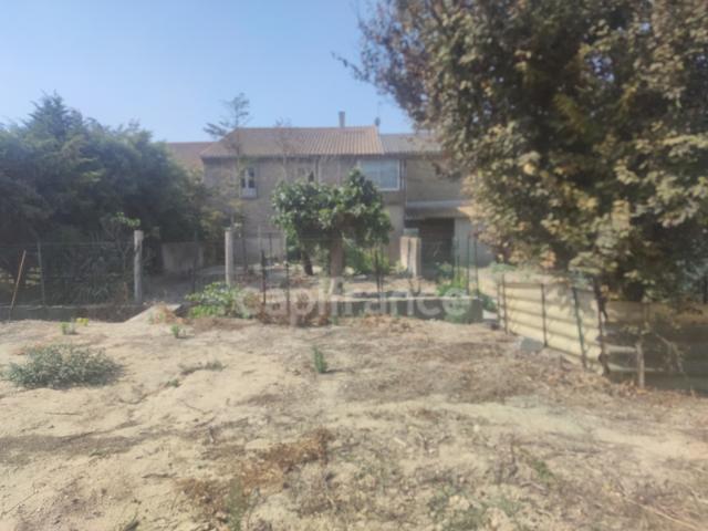 À VENDRE – Grande Maison à Rénover avec Double Garage et Terrain – Aux Portes de Nissan lez Enserune 34440