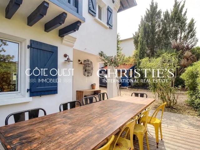À vendre Guéthary Villa rénovée au cœur du village