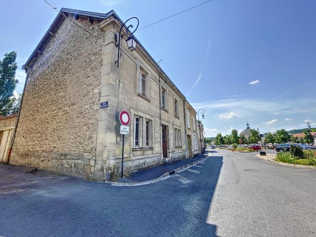 À VENDRE HERMONVILLE MAISON DE VILLAGE À RENOVER