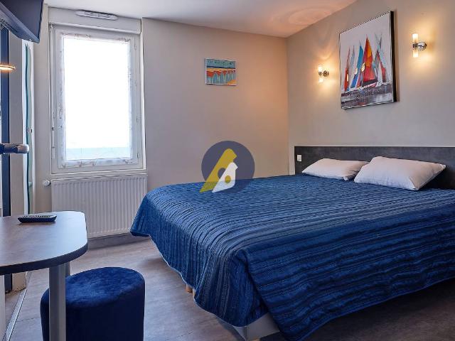 A VENDRE HOTEL RESTAURANT STATION BALNEAIRE VENDEE