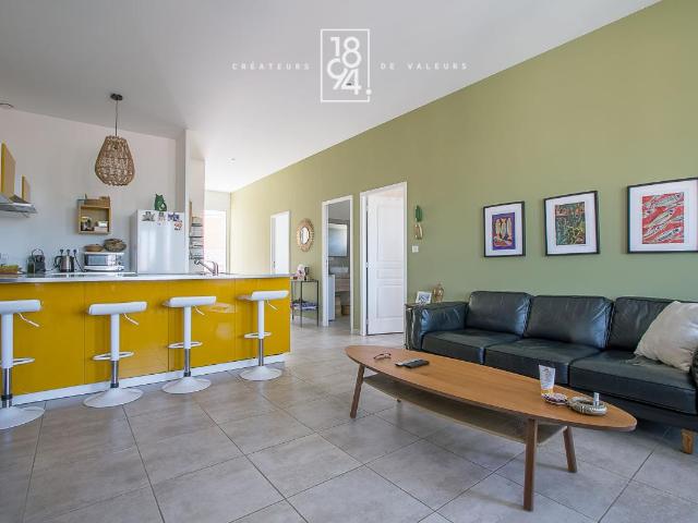 À vendre I Saint Mitre I T3 I 70m² I Terrasse I Vue dégagée