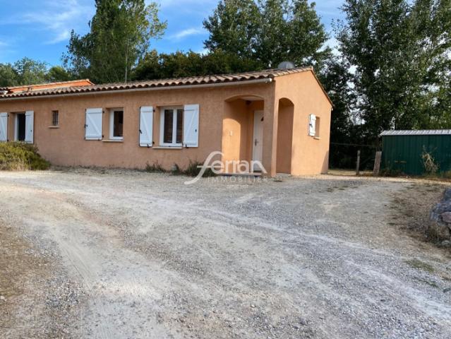 À vendre idéal investisseur à Villecroze maison T4 avec jardin