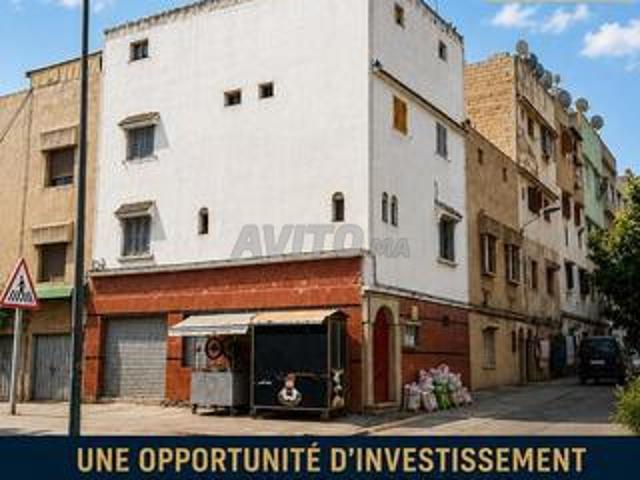 À Vendre Immeuble Commercial de 60 m²