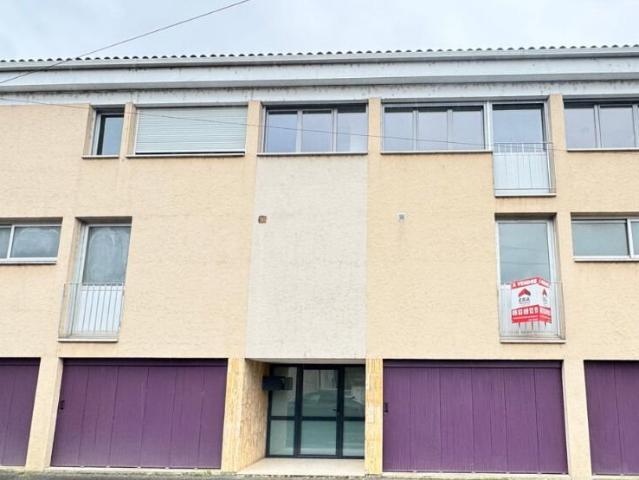 A vendre, Immeuble de rapport à Perigueux avec 2 plateaux 1. 300m² Périgueux