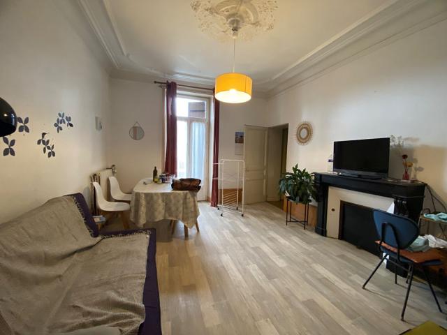 A vendre, Immeuble de rapport à Périgueux 24000 avec 3 app. 200m² Périgueux