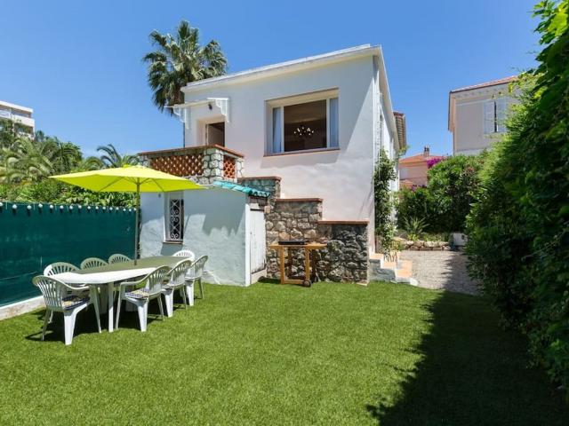 A VENDRE JUAN LES PINS PINEDE MAISON PLAGES