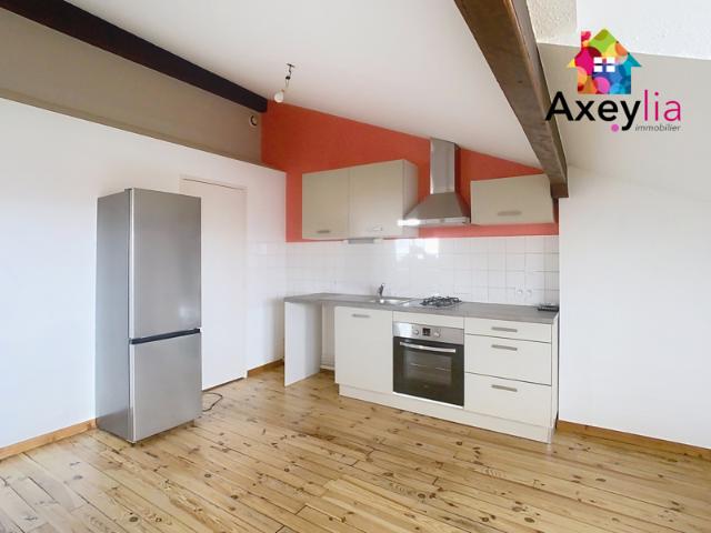 A VENDRE LE COTEAU CENTRE APPARTEMENT T4 +CAVE