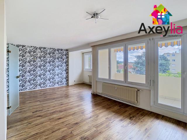 A VENDRE LE COTEAU APPARTEMENT T4 + CAVE