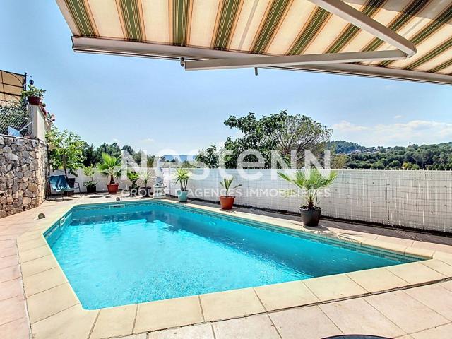 A VENDRE LE LUC Maison 3 chambres avec PISCINE et GARAGE sur. 100m² Le Luc