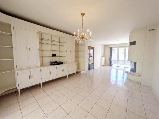 A VENDRE LE MANS MAISON 5 CHAMBRES BUREAU GARAGE