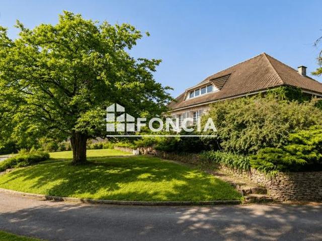 à vendre limas 69400 maison renovee en 2023 201 m2 habitable 6 chambres sous sol de 152 m2