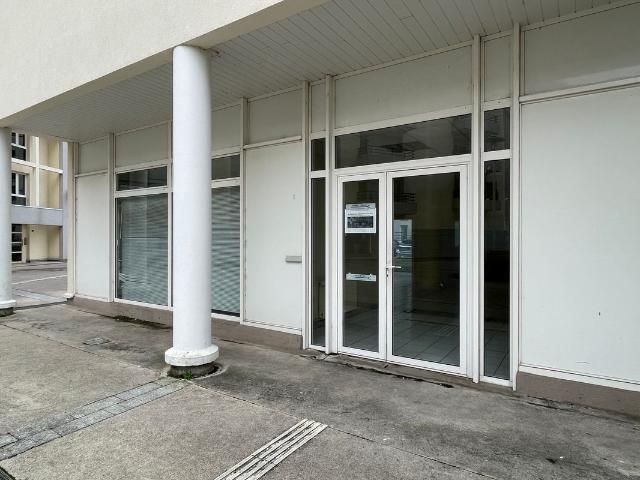 A vendre local commercial 173 m² à Joué Les Tours