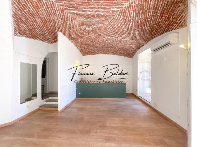 À Vendre Local Commercial 35m², Bastia, Haute Corse 20