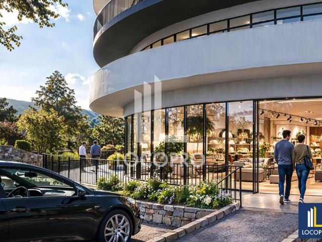 A VENDRE LOCAL COMMERCIAL 569 M2 GRASSE