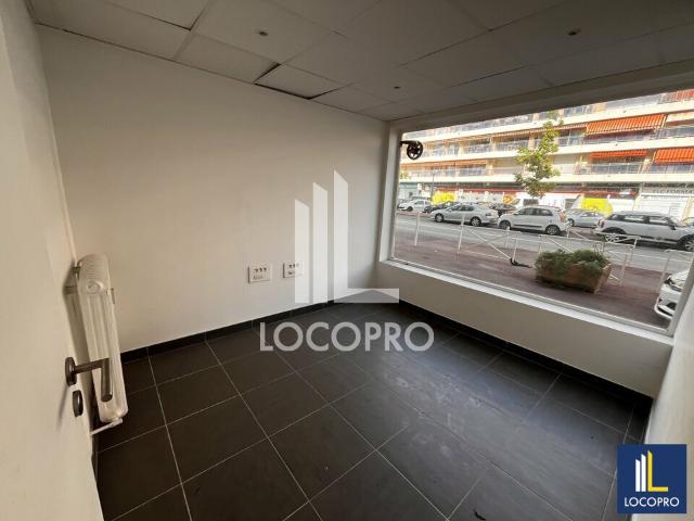 A VENDRE LOCAL COMMERCIAL 59 M2 JUAN LES PINS