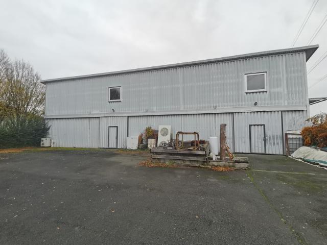 À VENDRE Local d’activités Avoine 37420