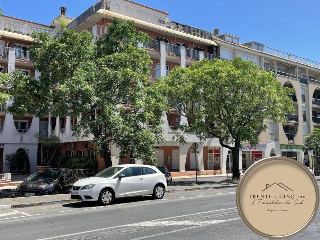 À Vendre Local Professionnel Avec Terrasse Et Double Garage. 101m² Béziers