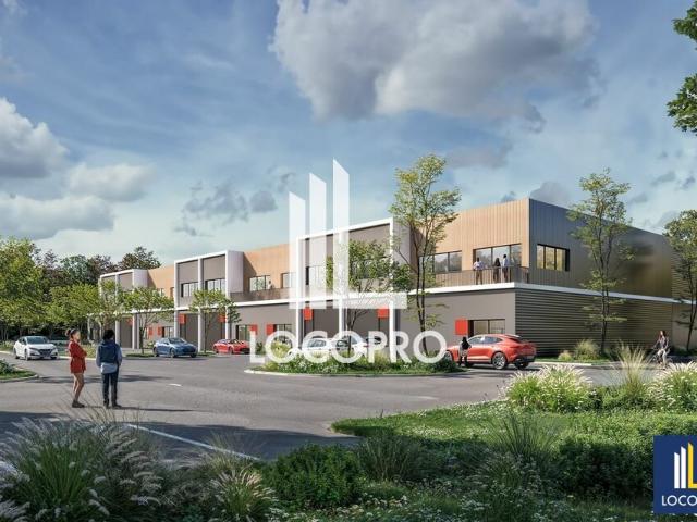 À VENDRE LOCAUX D'ACTIVITÉ 928 M² MARIGNANE