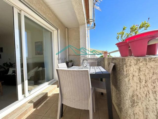A VENDRE LOUE Appartement T3 60m2 + garage, Saint Gaudériq