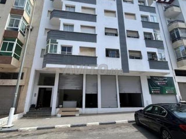 À vendre – Magasin de 18 m² à Témara, Hay Ennasr