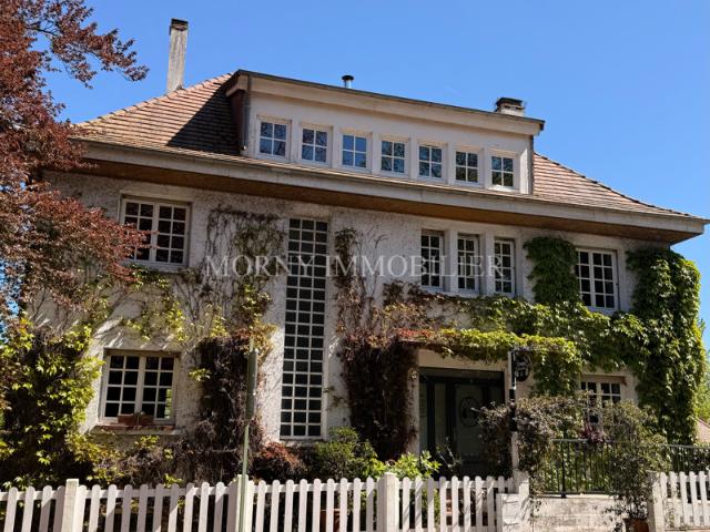 À VENDRE MAGNIFIQUE MAISON DE 320M2 COEUR DE BEAUMONT
