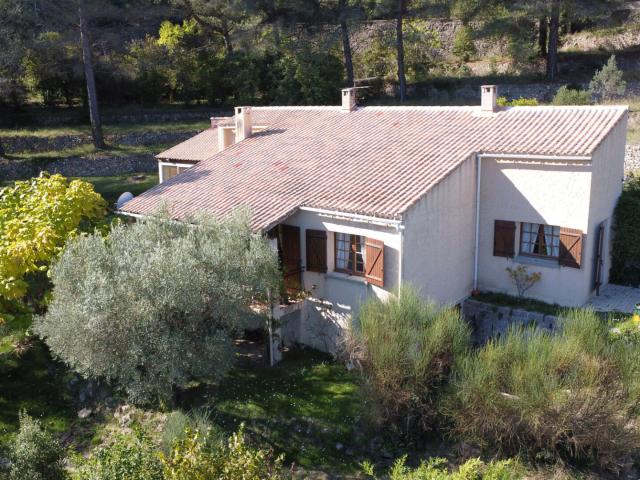 A vendre: Magnifique Villa de 7 pièces au Beausset !