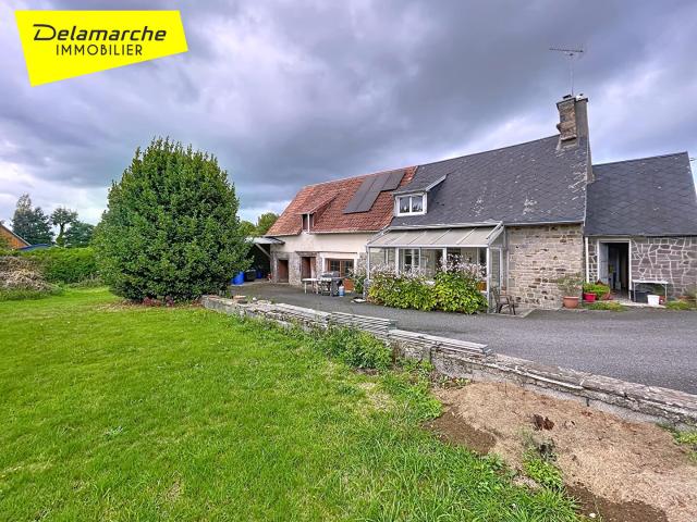 A vendre maison 3 pièces, dépendances et terrain d'env. 1640m2 à La Colombe 50800