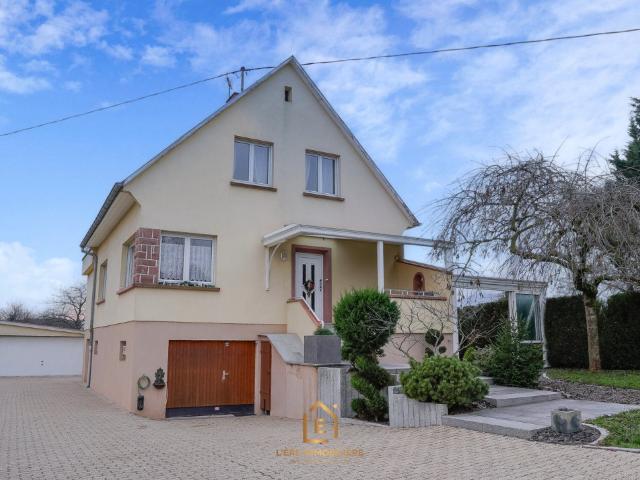 À VENDRE Maison 136 m2 au sol sur 11 ares avec piscine