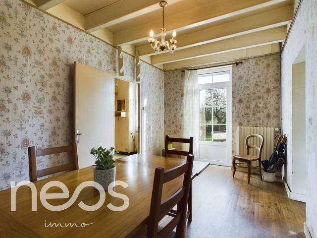 A vendre Maison 2 chambres plus dépendances beau potentiel