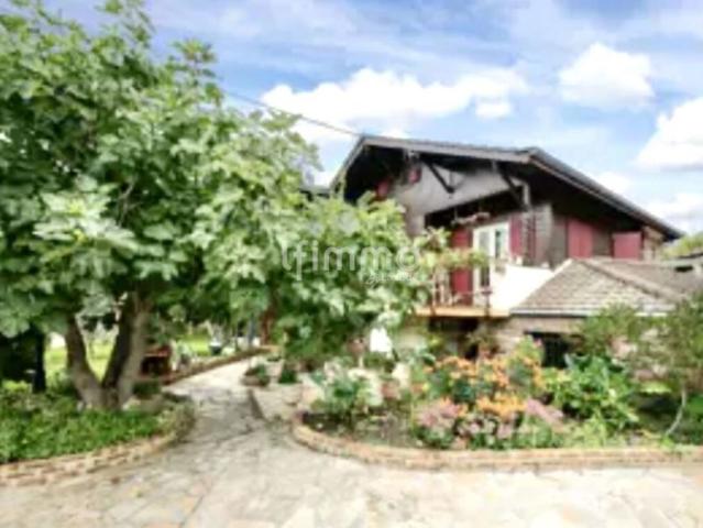A vendre maison 7 pièces 198 m² Villiers Sur Marne
