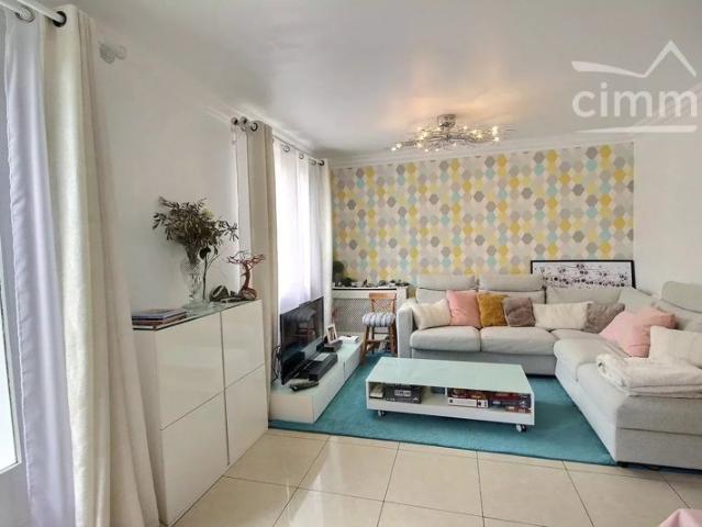 A vendre maison 4/5 pièces à Champs sur Marne