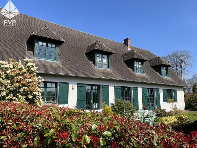 A vendre maison 4 chambres dans un village proche de Valmont