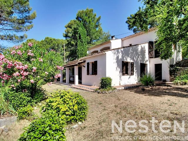 A VENDRE Maison 4 pièces à Draguignan avec vue panoramique 135m² Draguignan