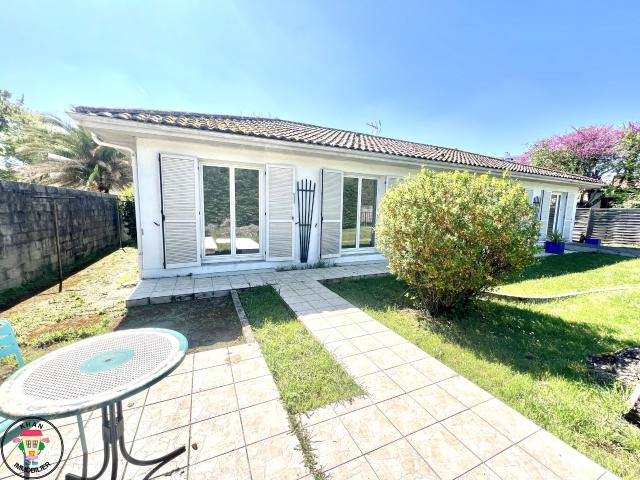 A vendre Maison 5 pièces, trois chambres, 110 m2 à Mérignac Capeyron